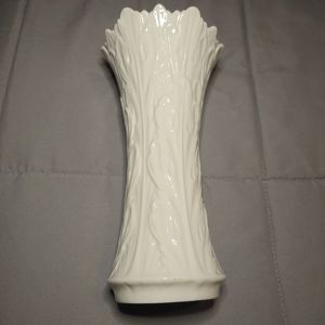 Lenox Vase - Woodland Collection